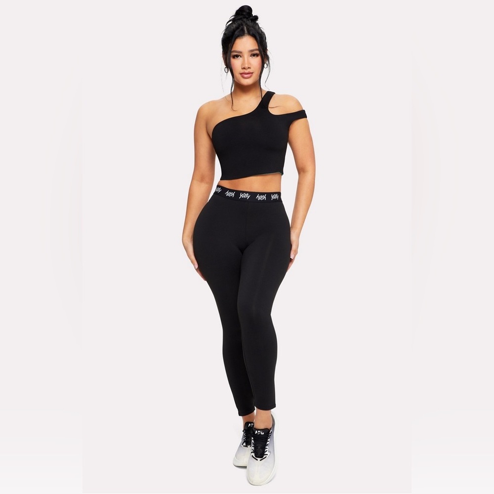 NWT Yitty Major Label Cut Out Top XXL/1X
